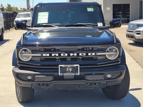 Used 2025 Ford Bronco Outer Banks AWD/4WD image 2
