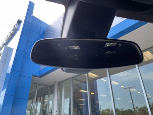 Used 2023 Chevrolet Traverse LT w/ LPO, Floor Liner Package image 28