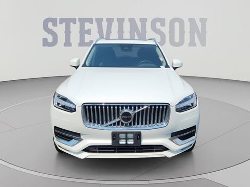 Used 2024 Volvo XC90 B6 Plus AWD/4WD image 8