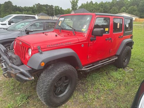 Used 2017 Jeep Wrangler Unlimited Rubicon AWD/4WD image 3
