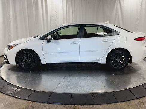 Used 2024 Toyota Corolla SE image 7