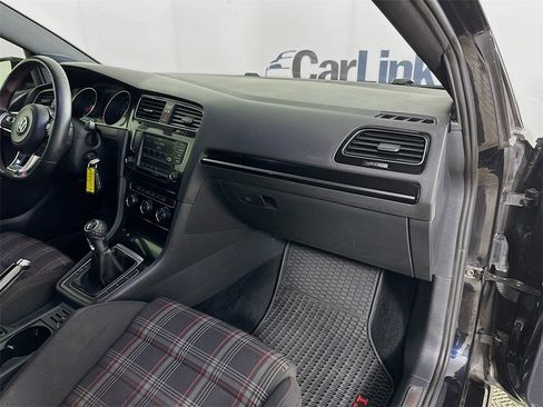Used 2016 Volkswagen GTI S image 33