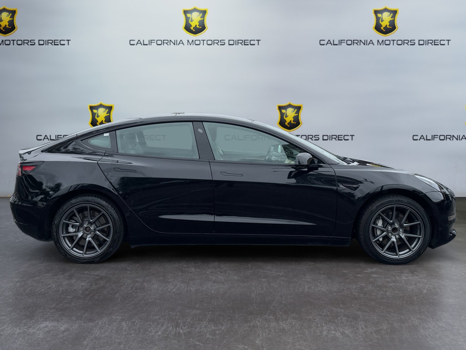 Used 2023 Tesla Model 3 Standard Range RWD image 6