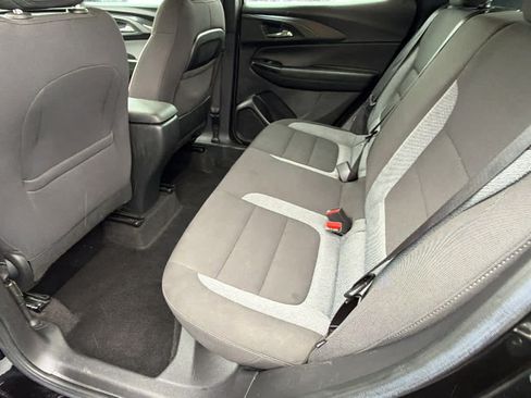 Certified 2023 Chevrolet TrailBlazer LS FWD image 24