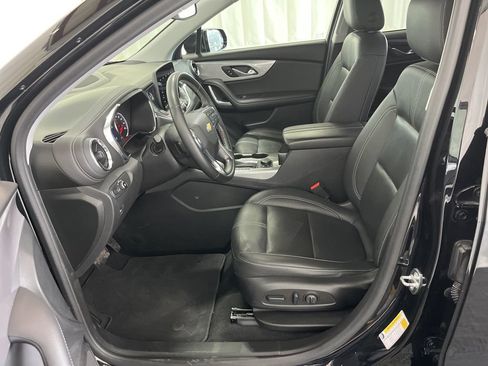 Used 2023 Chevrolet Blazer LT AWD/4WD image 3