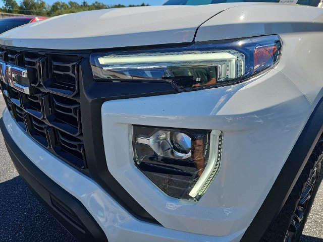Used 2025 GMC Canyon Elevation RWD image 34