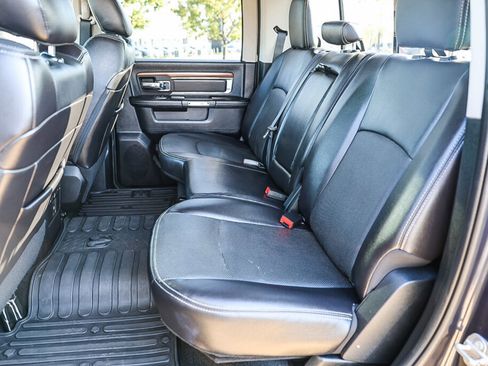 Used 2016 RAM 1500 Laramie w/ Convenience Group image 10