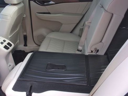 Used 2023 Buick Envision Avenir FWD image 31