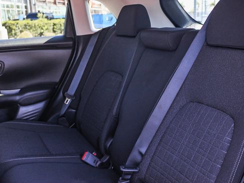Certified 2025 Honda HR-V LX image 18