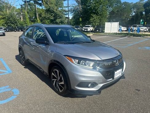 Used 2019 Honda HR-V Sport image 10