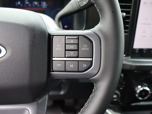 Used 2026 Ford F250 Lariat AWD/4WD image 28