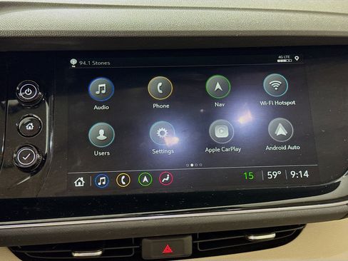 Used 2023 Buick Envision Avenir image 19