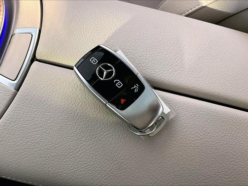 Used 2023 Mercedes-Benz E 350 4MATIC Sedan image 15