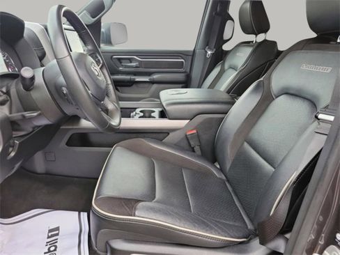 Used 2024 RAM 1500 Laramie image 9