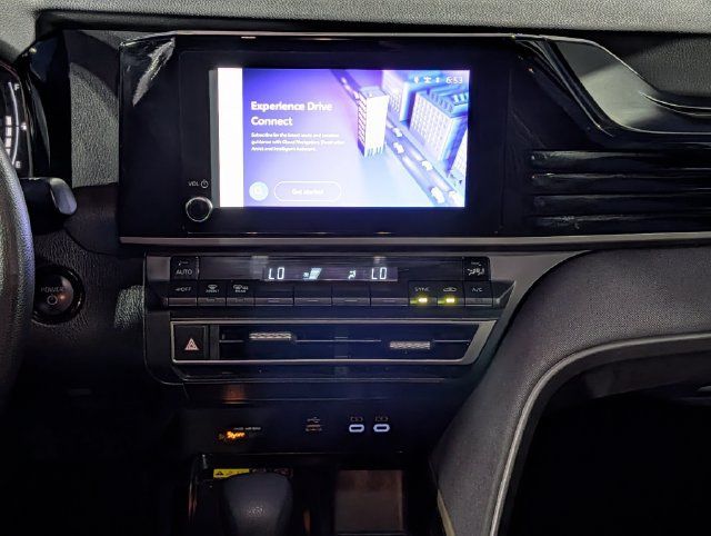 Used 2025 Toyota Camry LE FWD image 15