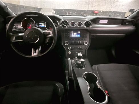 Used 2017 Ford Mustang GT w/ GT Performance Package RWD image 16