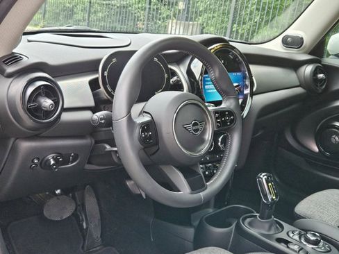 Used 2023 MINI Cooper SE FWD image 9