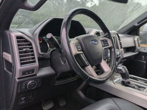 Used 2018 Ford F150 Platinum w/ Equipment Group 701A Luxury image 14