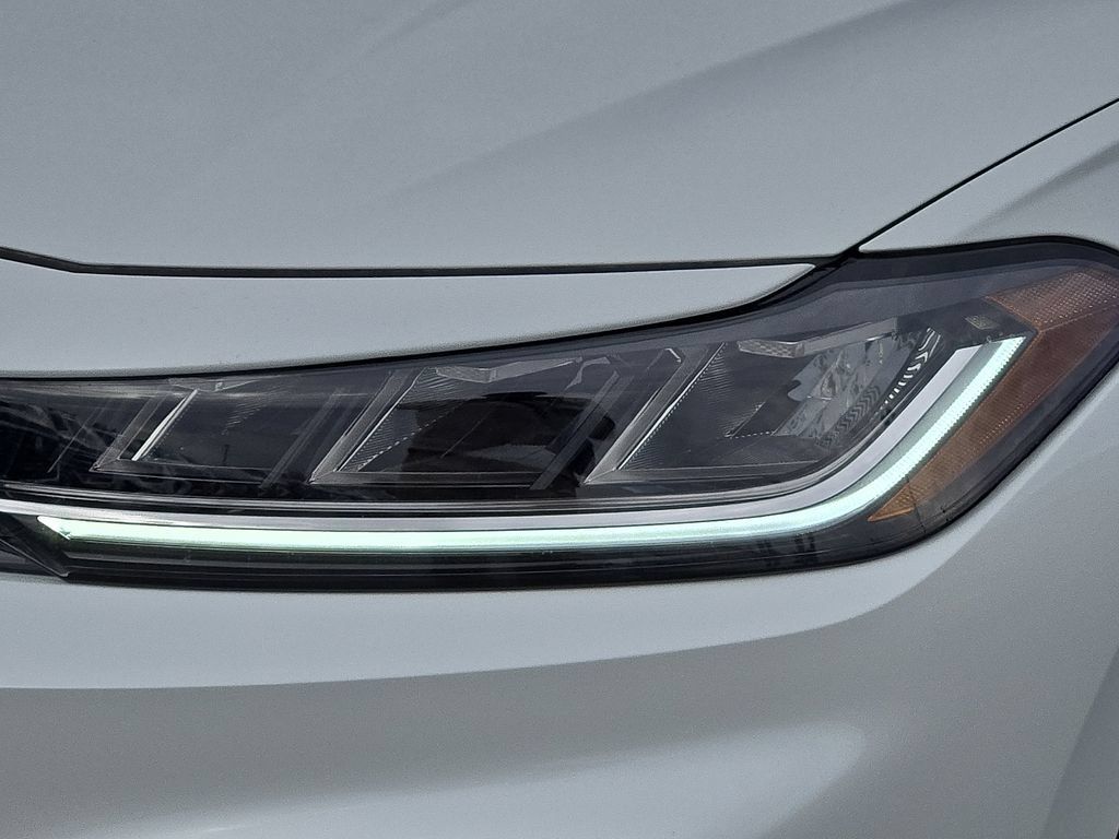 Certified 2026 Volkswagen Jetta SEL FWD image 7