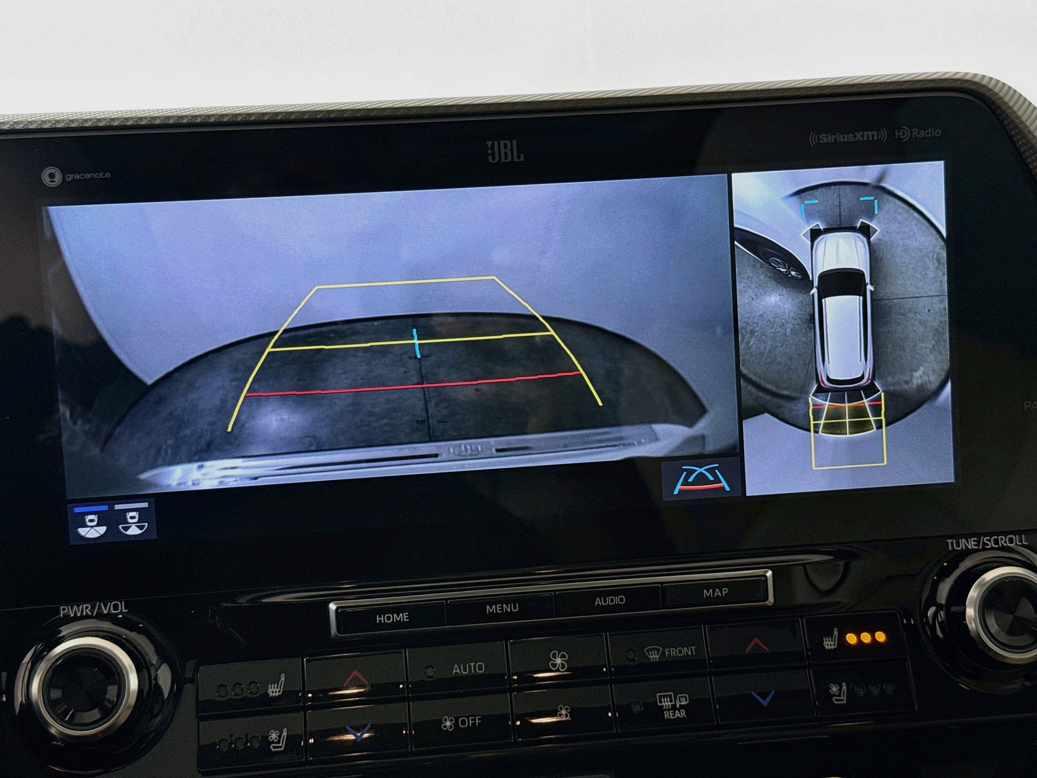 Used 2020 Toyota Highlander Platinum AWD/4WD image 17