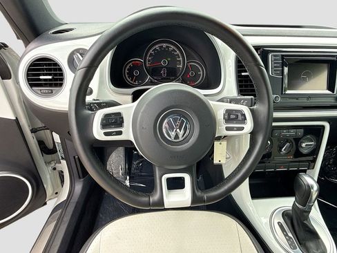 Used 2019 Volkswagen Beetle 2.0T S FWD image 36