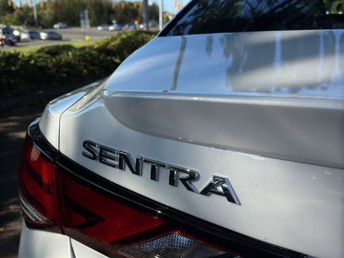 New 2025 Nissan Sentra SR image 14