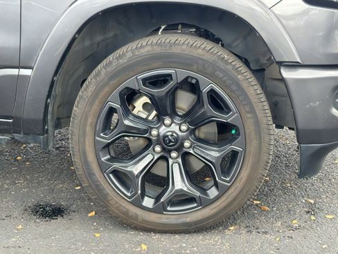 Used 2023 RAM 1500 Limited image 9