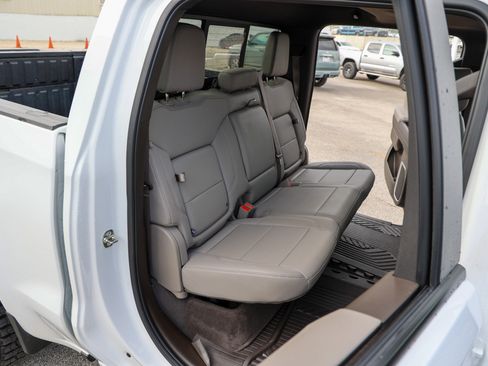 Used 2025 Chevrolet Silverado 1500 LT Trail Boss w/ LT Trail Boss Premium Package AWD/4WD image 45