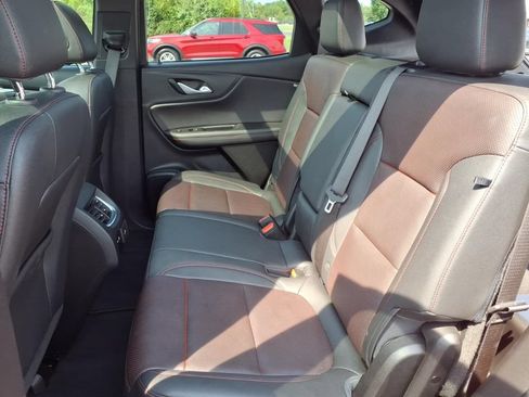 Used 2022 Chevrolet Blazer RS w/ Enhanced Convenience Package AWD/4WD image 16