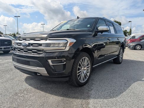 Used 2022 Ford Expedition Max Platinum AWD/4WD image 8