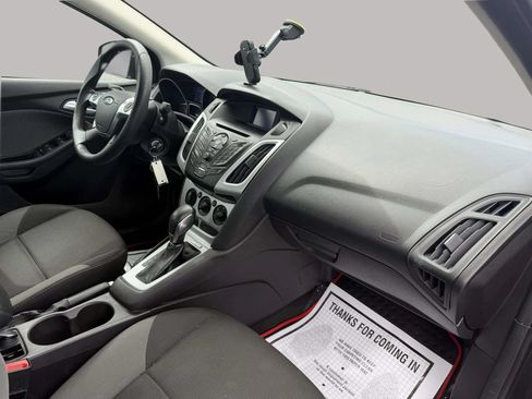 Used 2014 Ford Focus SE FWD image 15