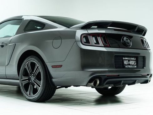 Used 2013 Ford Mustang GT Premium image 20