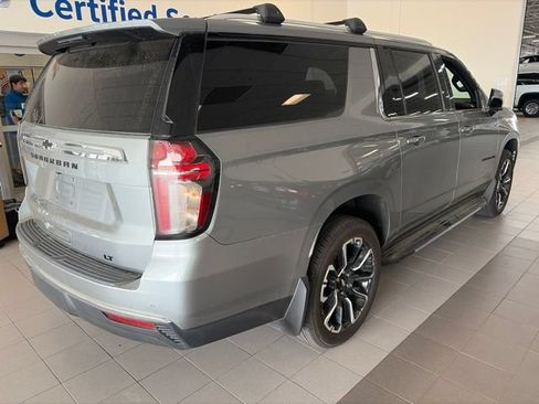 Used 2023 Chevrolet Suburban LT AWD/4WD image 11