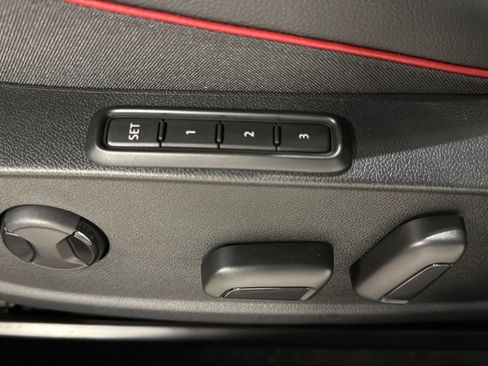 New 2026 Volkswagen GTI SE FWD image 18