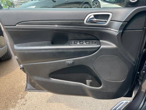 Used 2019 Jeep Grand Cherokee Limited w/ Luxury Group II AWD/4WD image 46