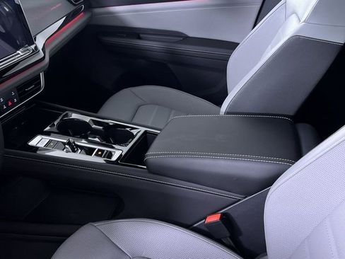 New 2025 Volkswagen Atlas Cross Sport SEL R-Line image 21