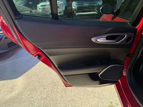 Used 2018 Alfa Romeo Giulia Ti Sport w/ Quick Order Package 22U Sport image 17