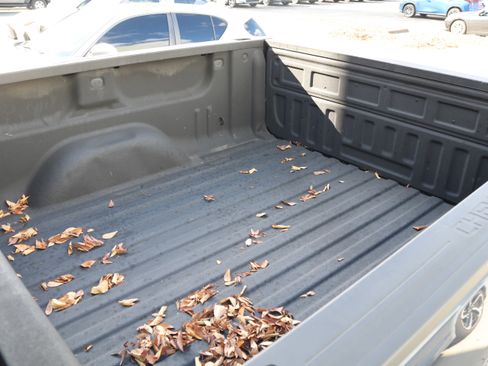 Used 2018 Chevrolet Silverado 1500 LTZ Z71 w/ Centennial Edition image 37