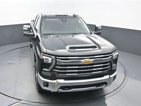 Used 2024 Chevrolet Silverado 2500 LTZ image 51