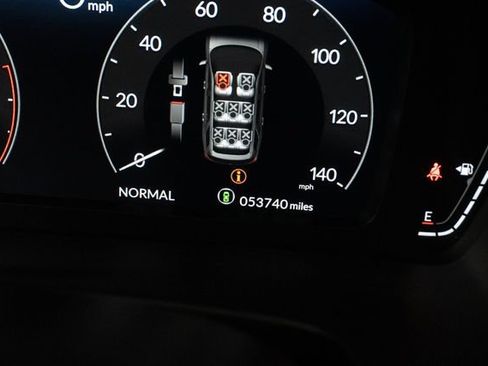 Used 2023 Honda Pilot Elite image 5