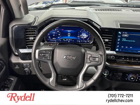 Used 2024 Chevrolet Silverado 1500 LT Trail Boss w/ LT Trail Boss Premium Package AWD/4WD image 13