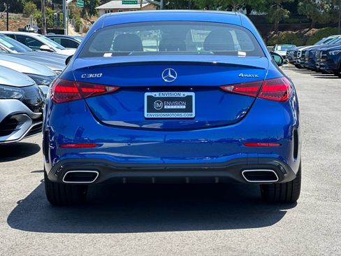 Used 2025 Mercedes-Benz C 300 4MATIC Sedan image 4
