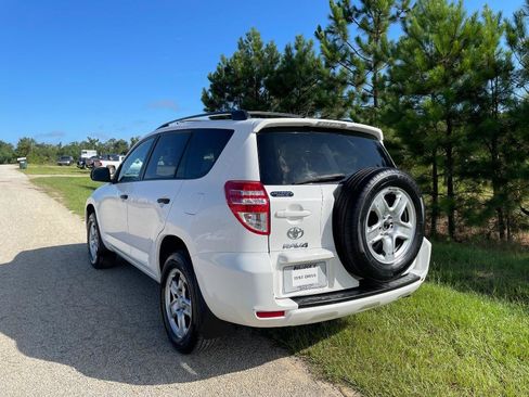 Used 2011 Toyota RAV4 4WD w/ Base L4 Extra Value Pkg image 9