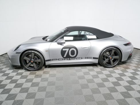Certified 2026 Porsche 911 Carrera GTS RWD image 2