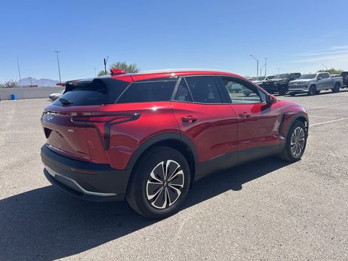 Used 2024 Chevrolet Blazer EV LT AWD/4WD image 4