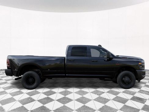 New 2026 RAM 3500 Tradesman AWD/4WD image 29