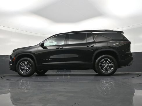 Certified 2026 Chevrolet Traverse LT FWD image 30