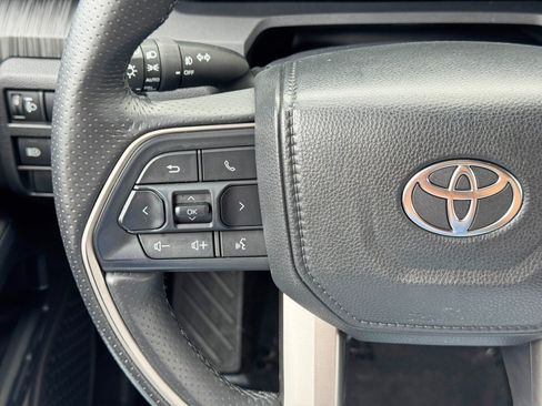Used 2025 Toyota 4Runner Platinum AWD/4WD image 23