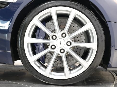 Used 2016 Aston Martin Vanquish Volante Convertible 2D image 79