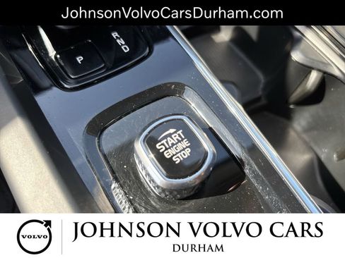 Used 2023 Volvo XC60 B5 Plus AWD/4WD image 21
